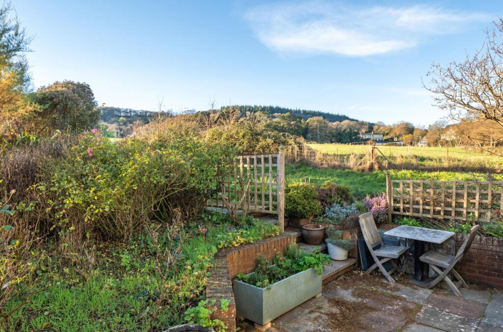 1383061-36-69209a...