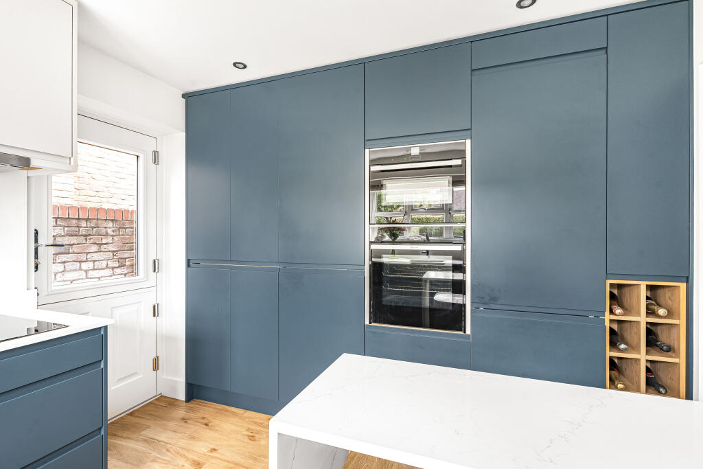 Kitchen/Breakfast Room