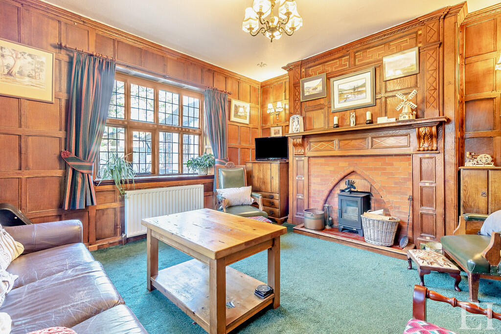 8646346-interiorW...