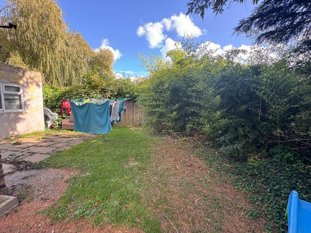 Walnut Walk, Polegate, East Sussex, BN26