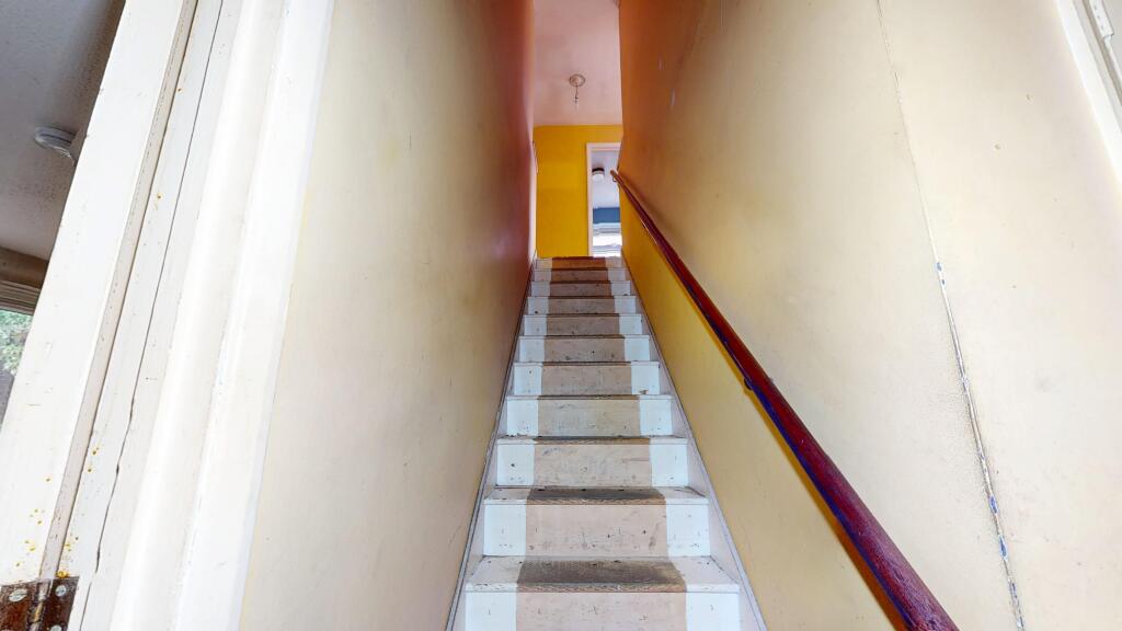 6 Coverack Close, Shirley, Croydon, CR0 7ND