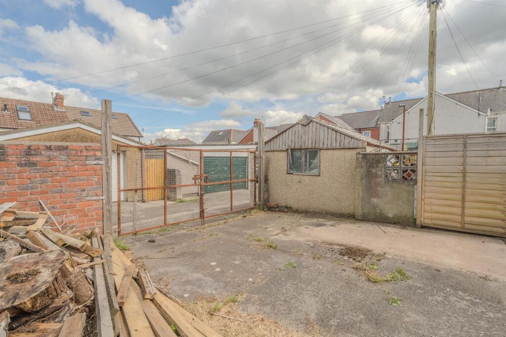 26 Sunnybank Rd-31.jpg