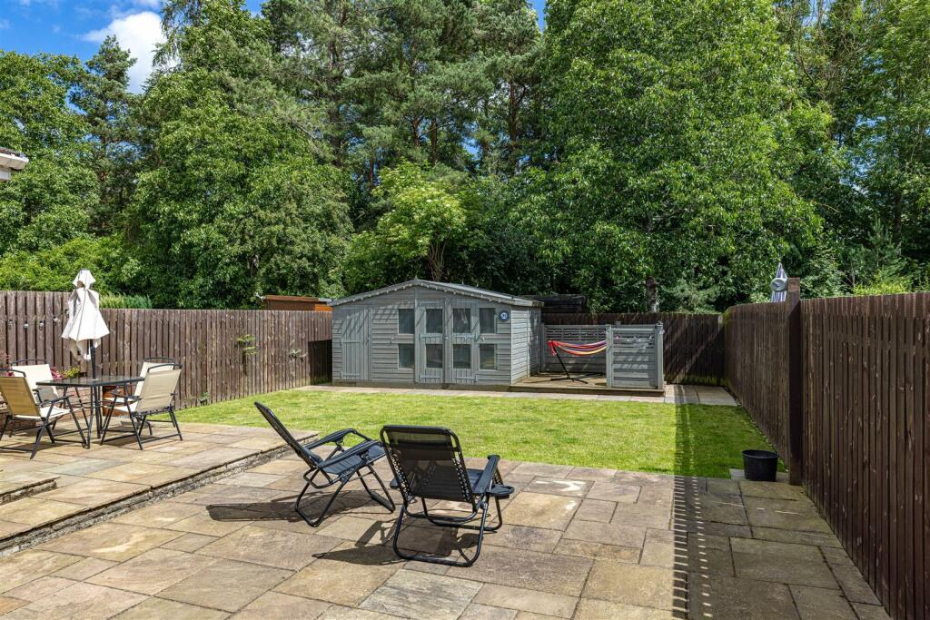8 Tweedbank Avenue Tweedbank 68.JPG