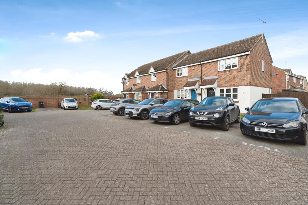 Front/Parking