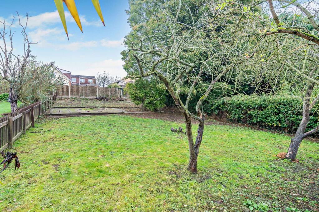 26 Pickburn Lane, Pickburn, Doncaster, DN5 7XF