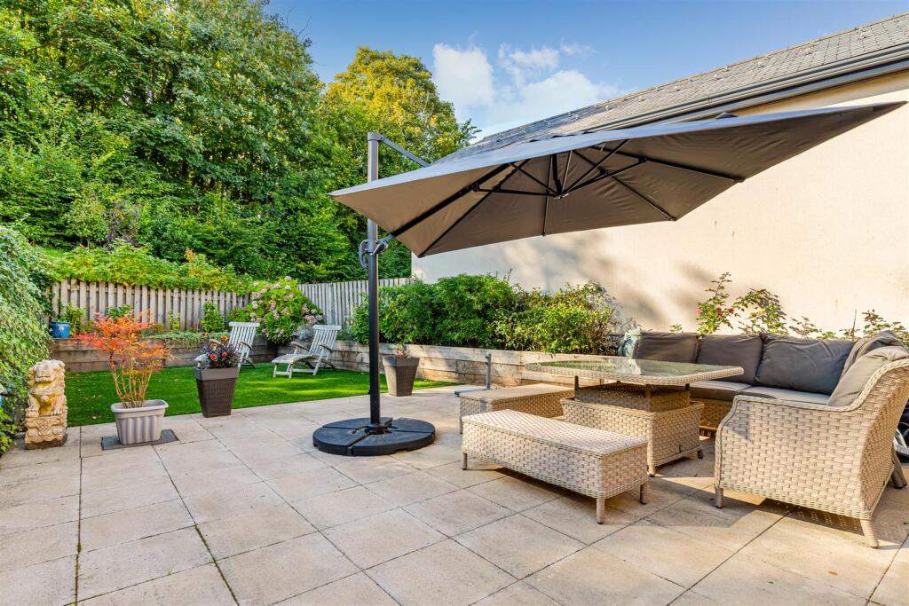 A06 - 18 Baltic Way Totnes - 250926.jpg