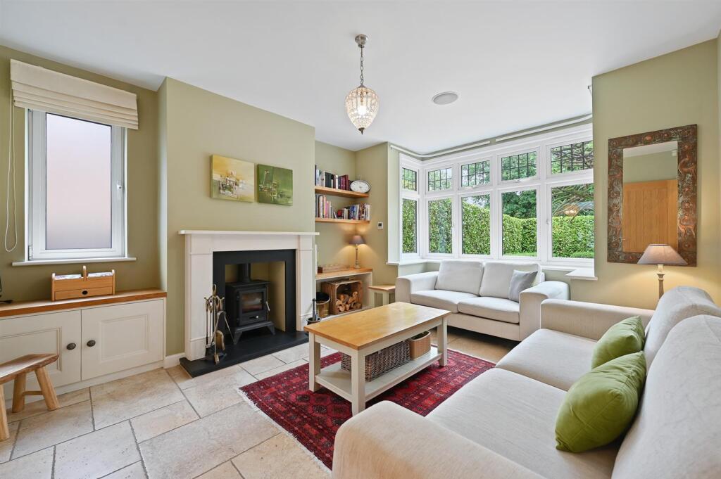 Living Room.jpg