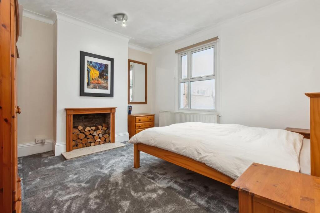 59b Kingston Road SW19  bedroom 3.jpg