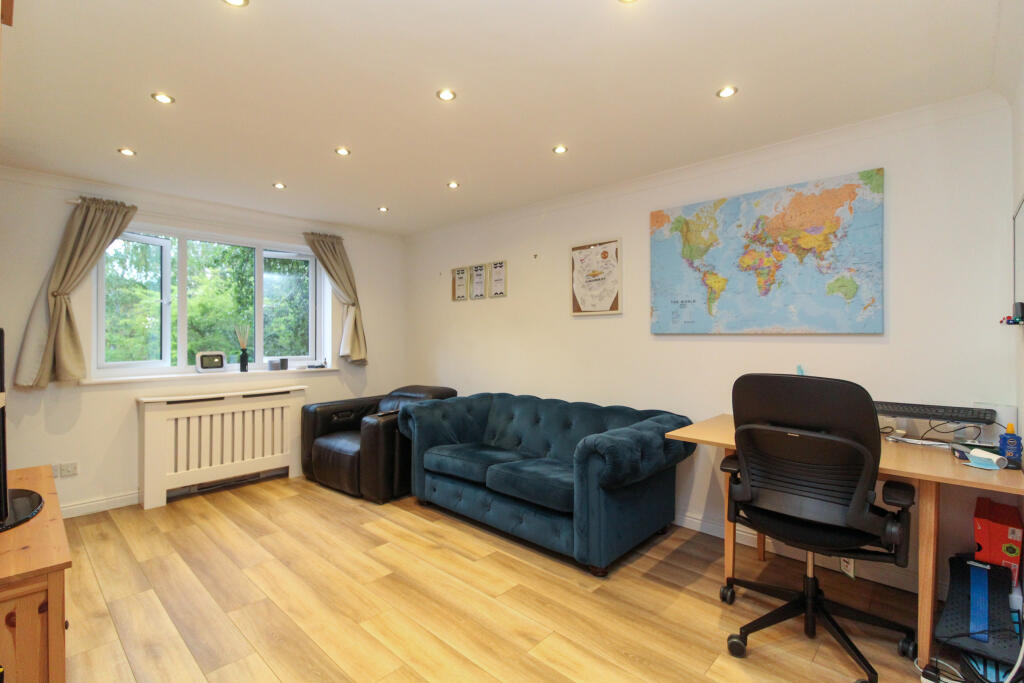 15ft living room