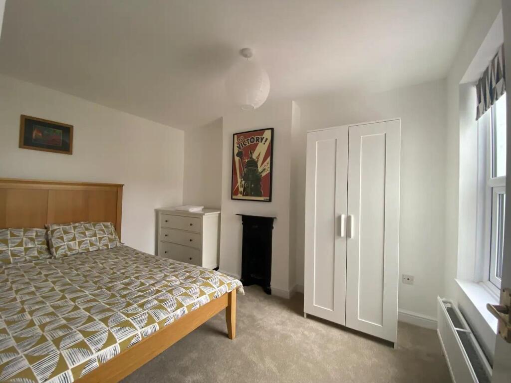 Bedroom 2 I.jpg