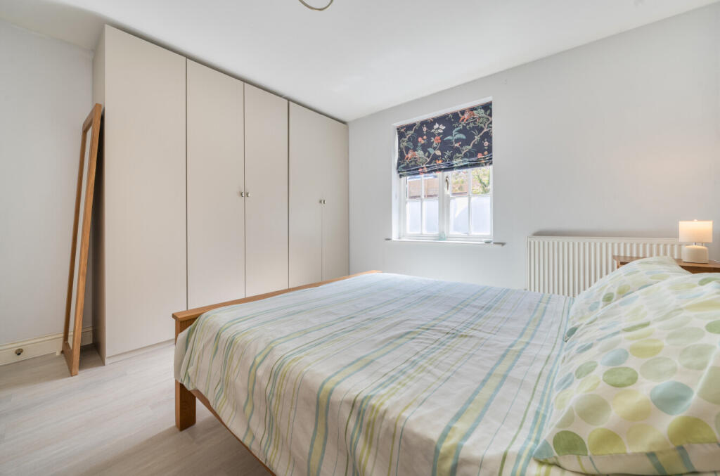 1349632-19-68b98e...