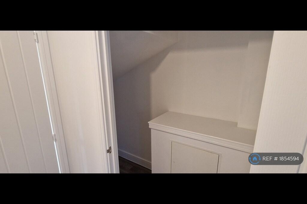 Understairs Storage 