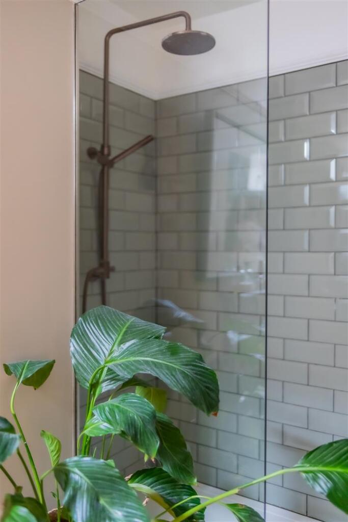 Severn Grove 26-32.jpg