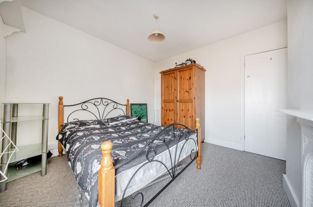 1387040-8-6932c12...