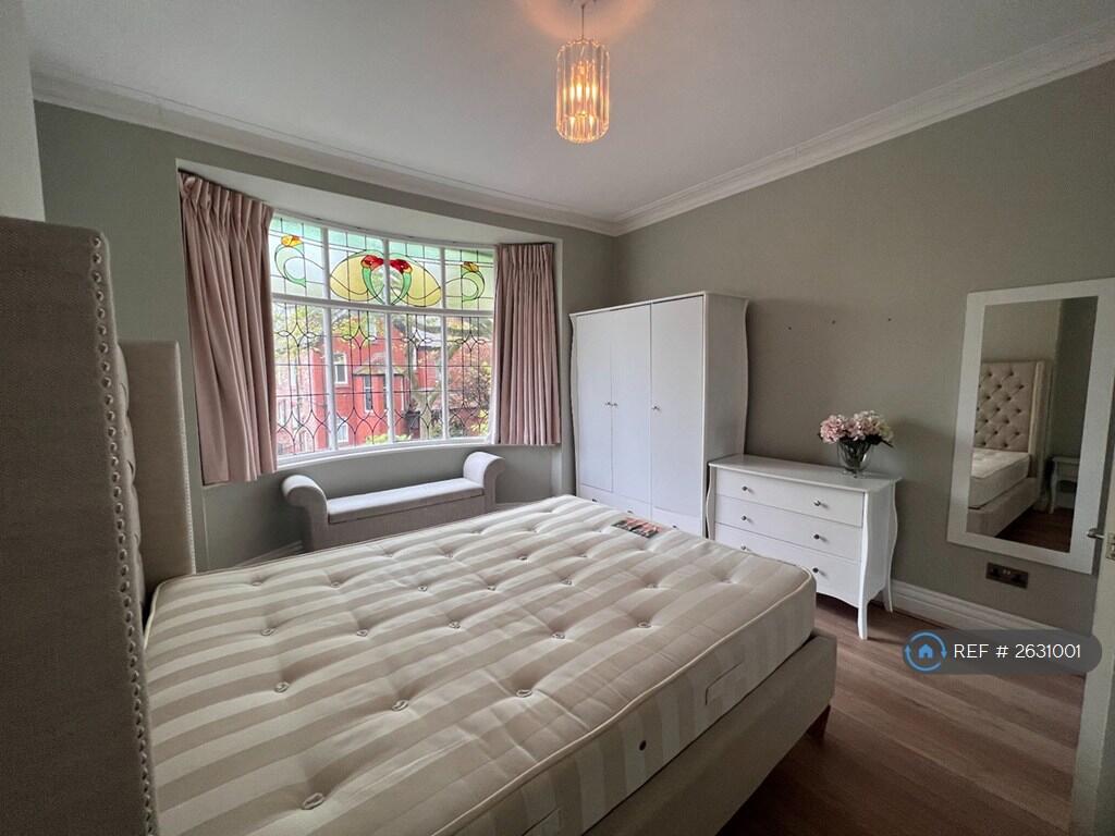 Double Bedroom