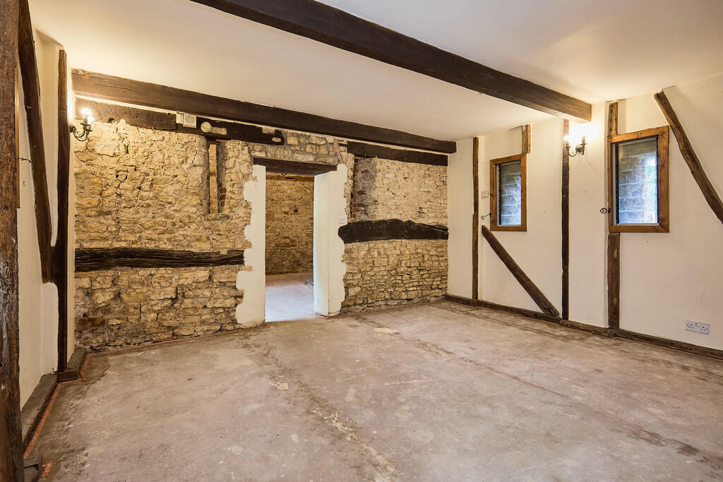 Edward Knight 202...