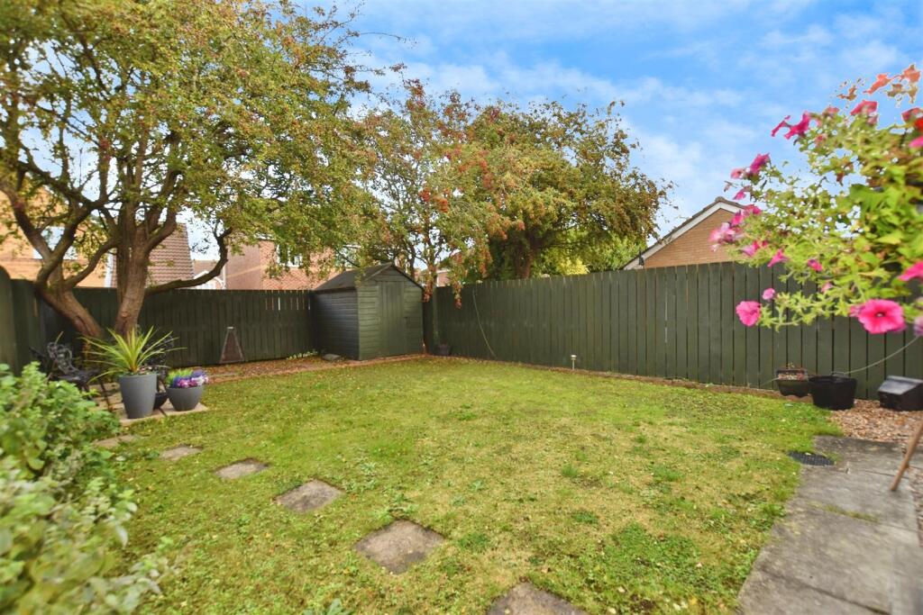 6b074e9f-garden 20a.JPG
