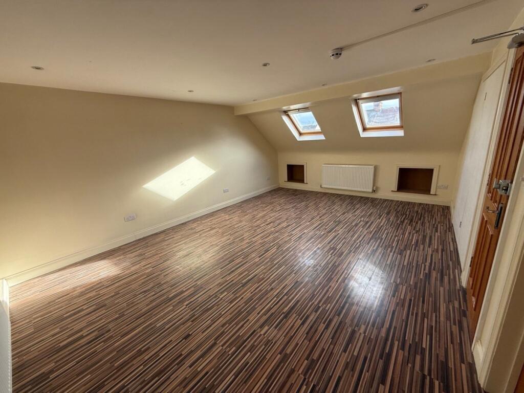 Cairnfield Avenue, London