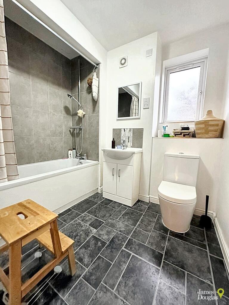 69f3ba3ae8db48f589c6