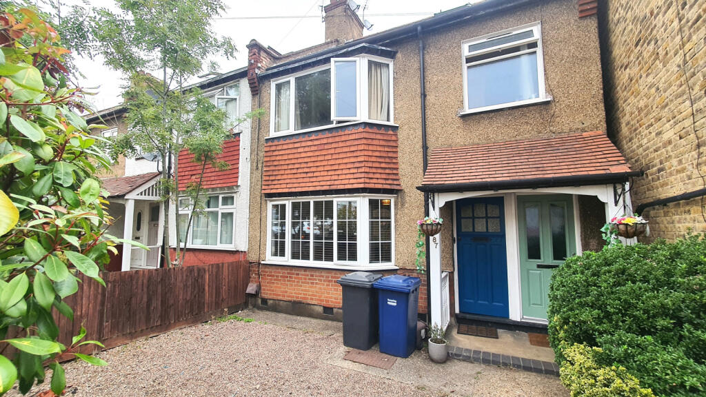 One Bedroom Garden Maisonette