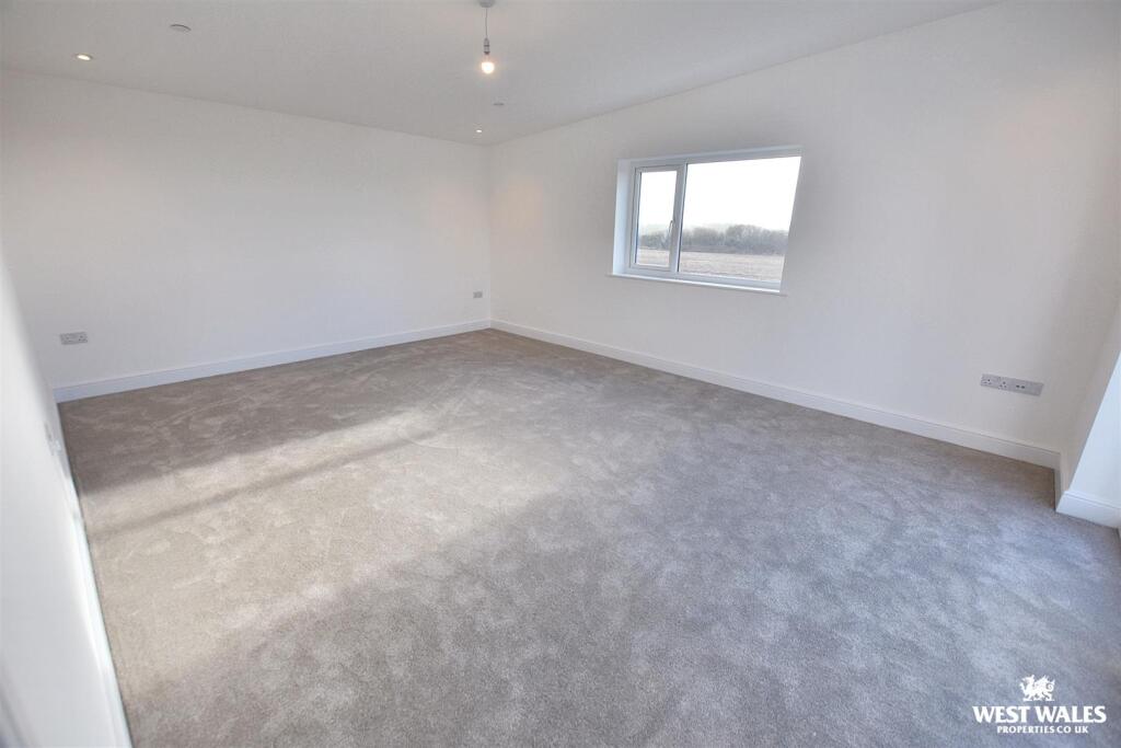 3 - 2025-11-13T205808.521.jpg