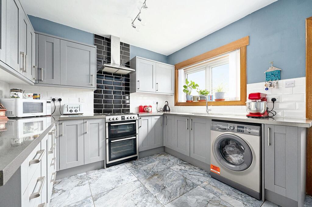 Kitchen/Breakfasting Room