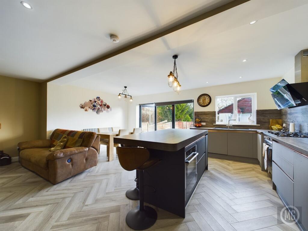 Kitchen/Diner with Garden Access