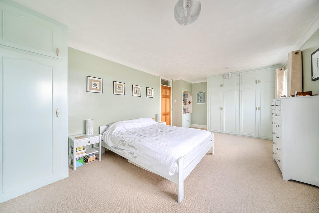 1361501-11-68e6d1...