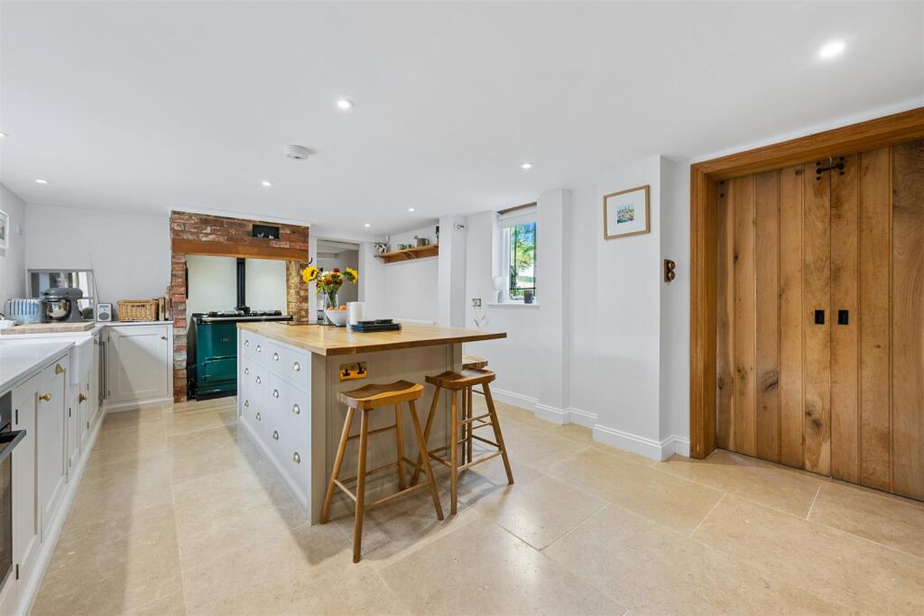 RoseCottageWeb23.jpg
