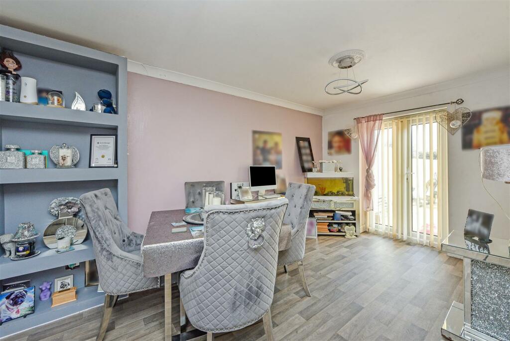 Lounge/Diner