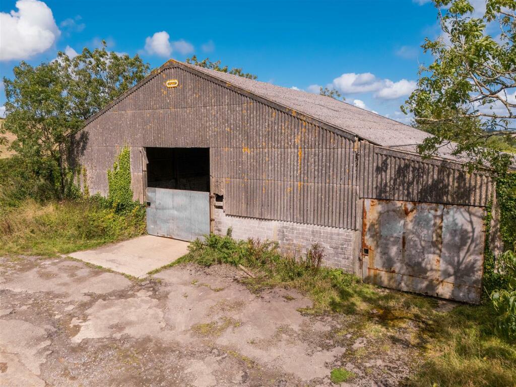 Parry_Barn-18.jpg
