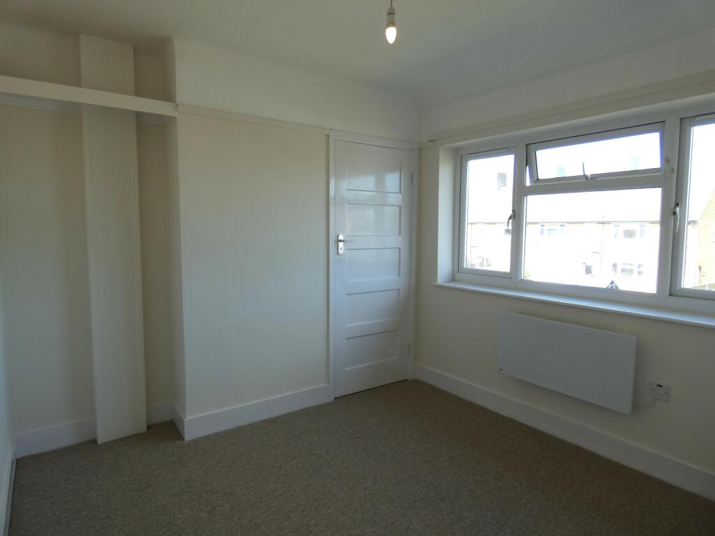 Bedroom 2 Pic 5.JPG