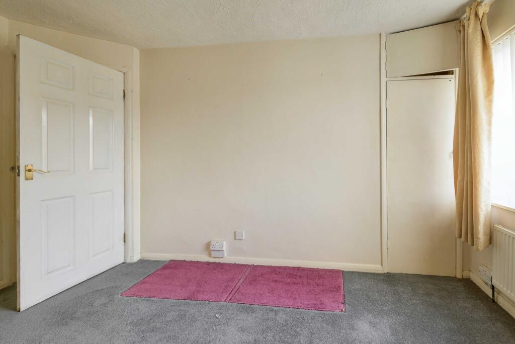 29 Thruxton Road, Havant, Hampshire, PO9 4DG