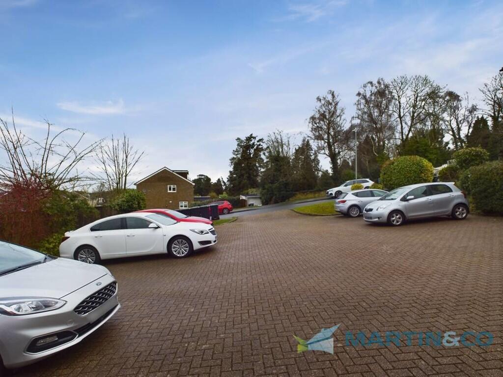 CAM02145G0-PR0046...