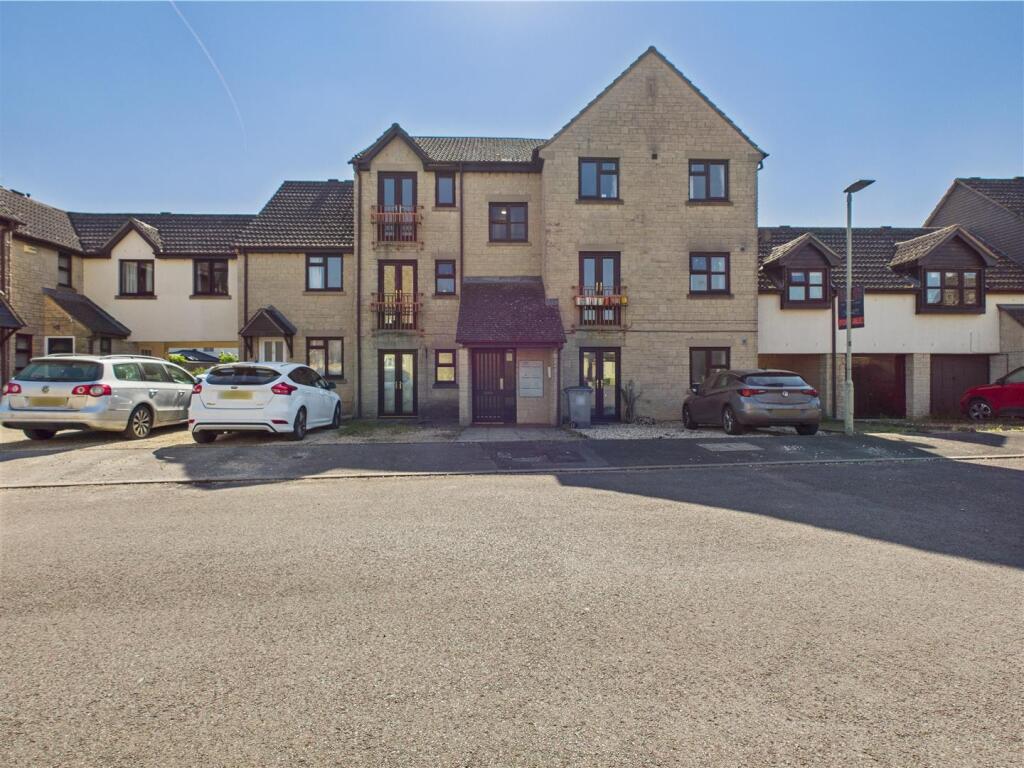 wood house close.jpg