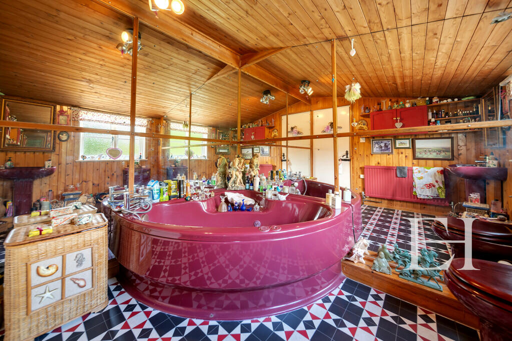 Skinflint Cottage...