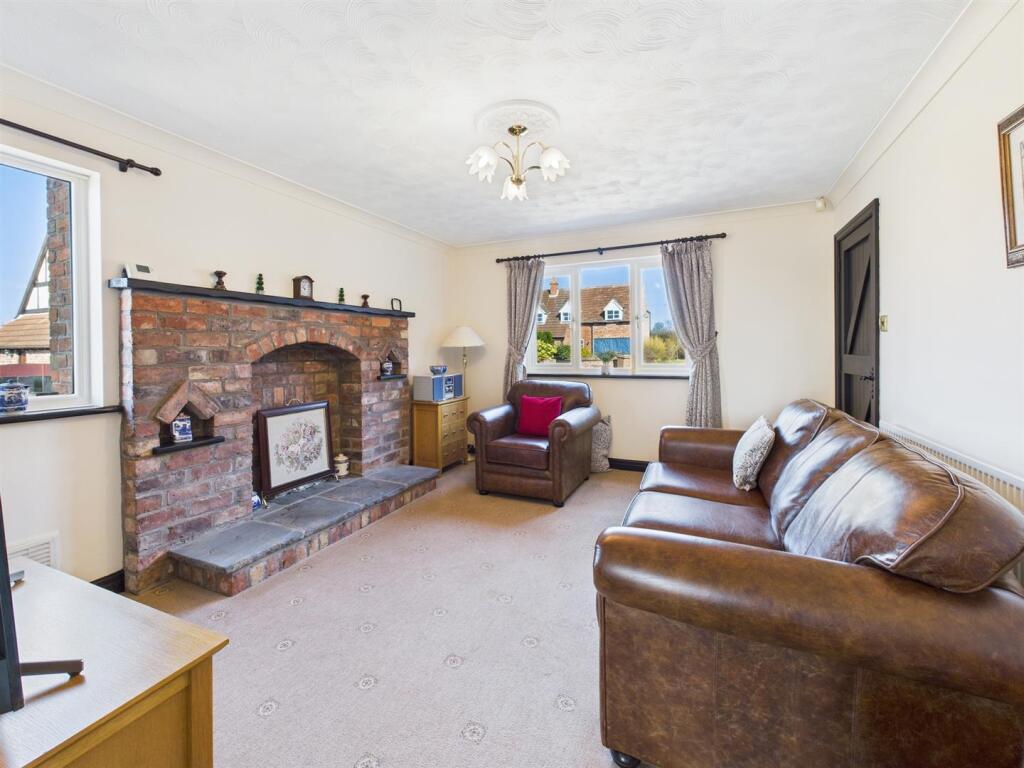 Lounge: