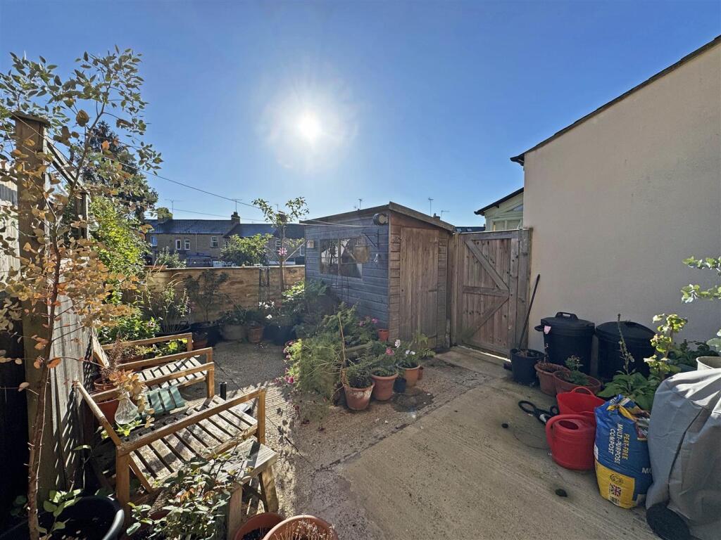 Courtyard Garden