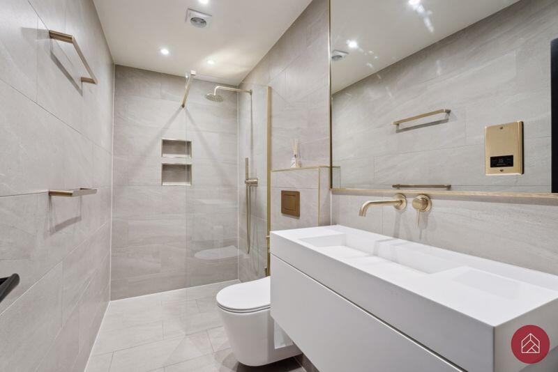 Ground Floor En-Suite