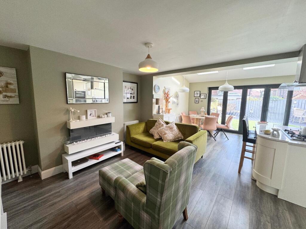 Open Plan Dining/ Kitchen / Family Area