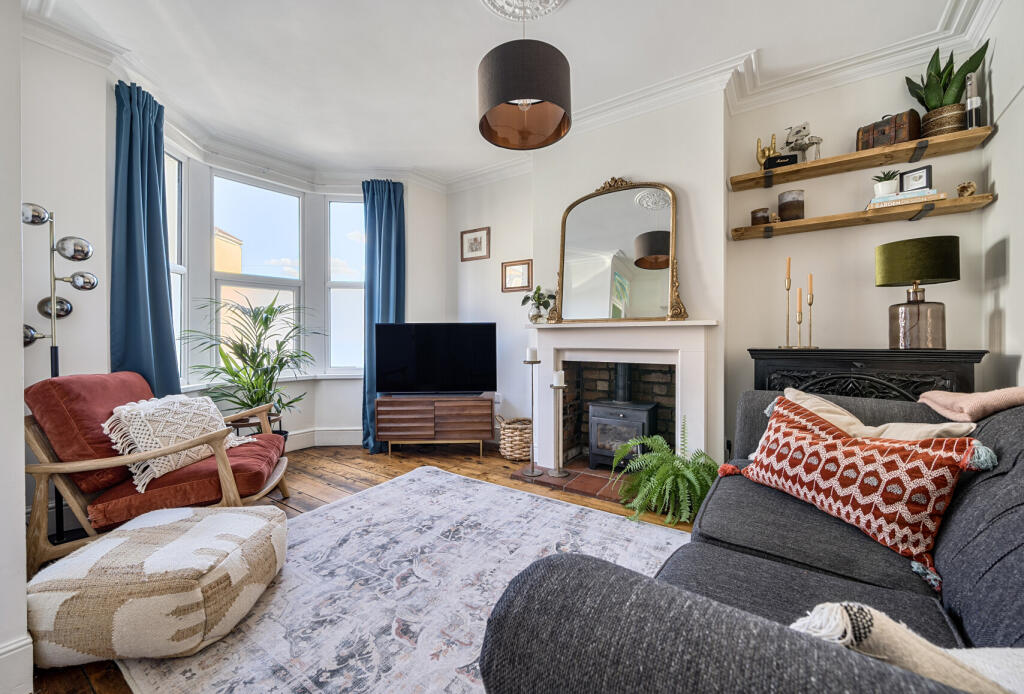 1324067-5-686e9eb...