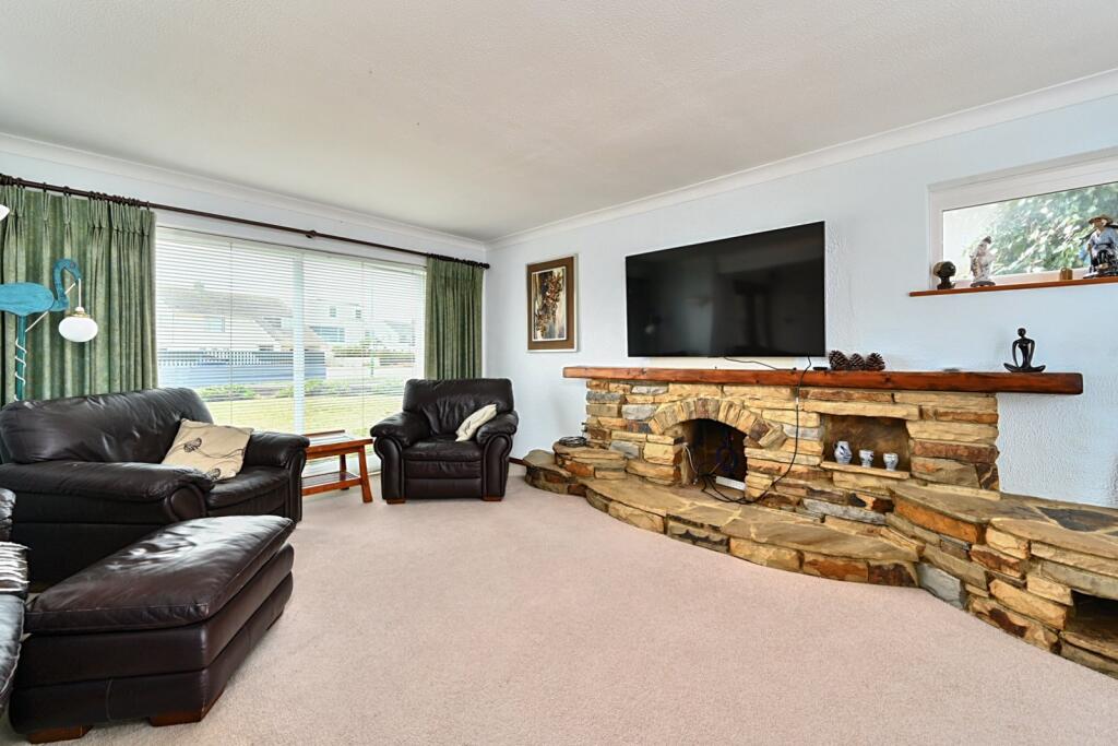 Lounge Alt 2