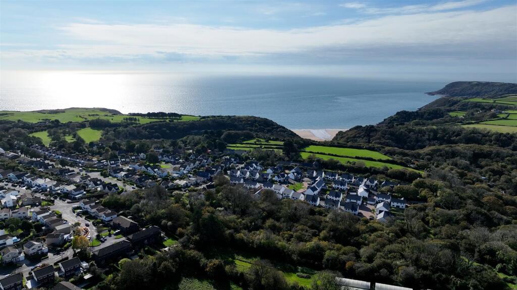 Sequence 01.00_02_30_04.Still003.jpg