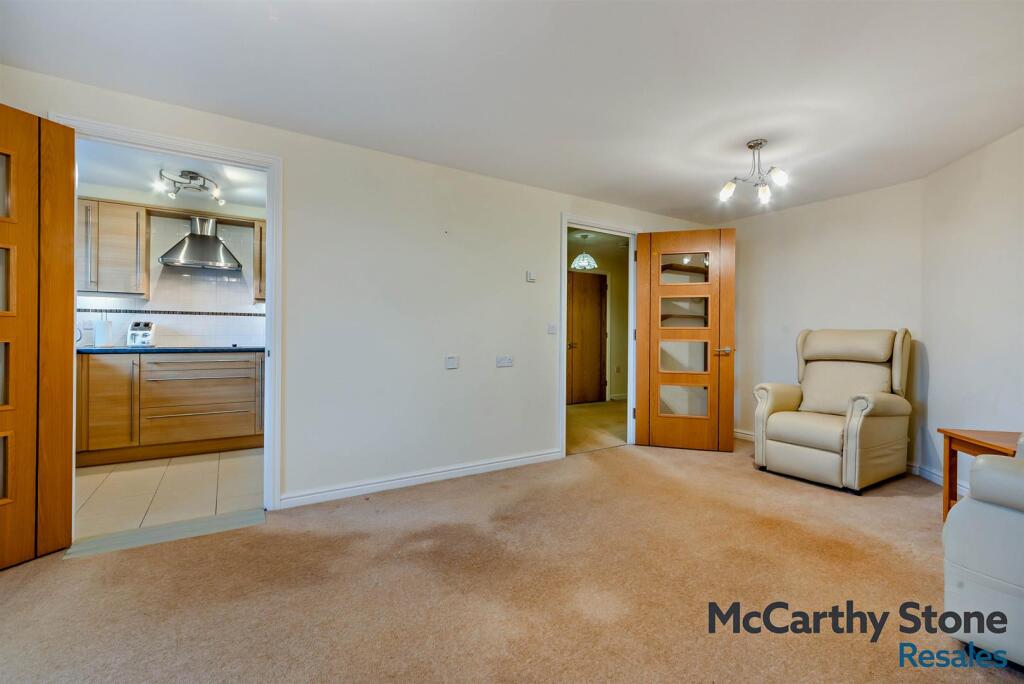 8630326-interior08-800.jpg