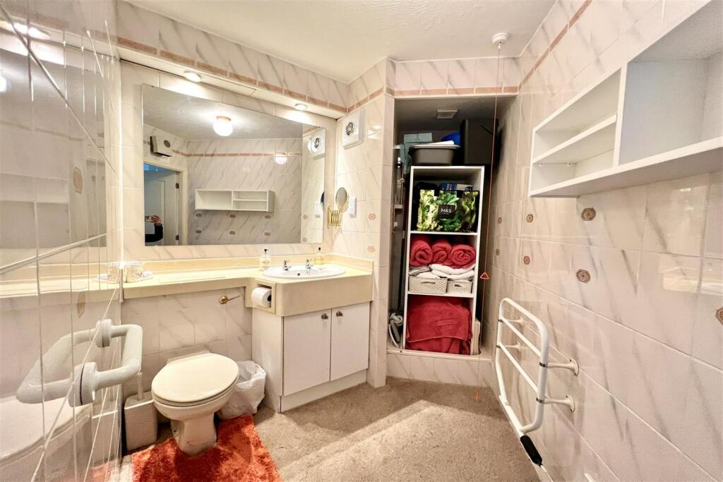 En-Suite Shower Room