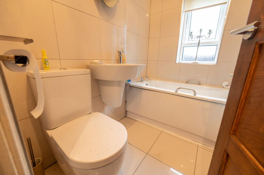 BEDROOMS AND BATHTOOM