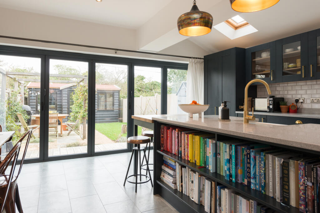 Kichen/Breakfast Room