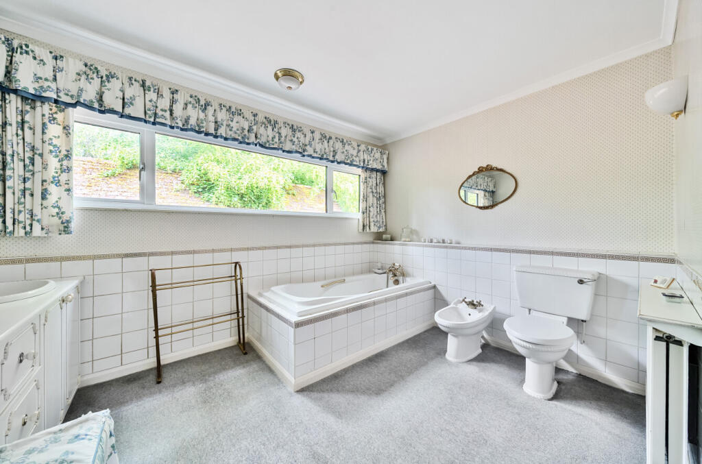 1300089-10-683990...