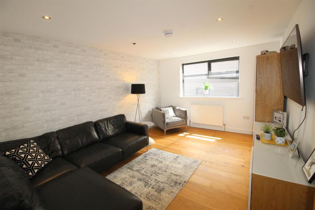 Lounge Three/Bedroom Five