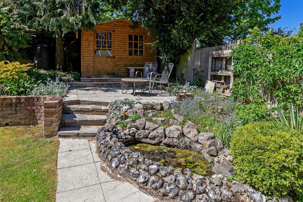 7OldRectoryGardens-56.jpg